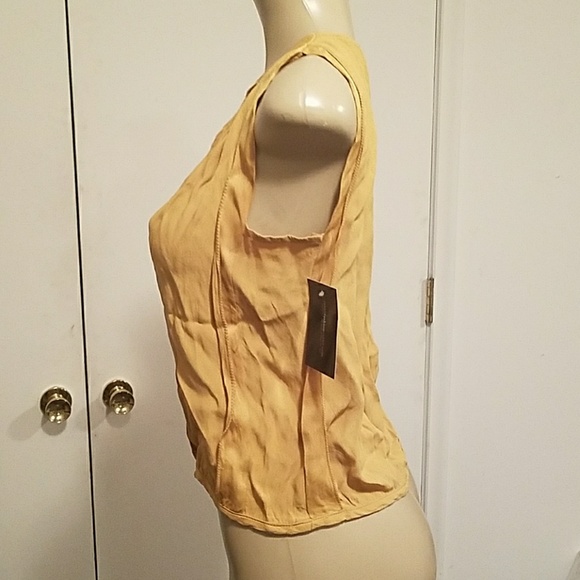 STUDIO M SLEEVELESS TOP - Picture 2 of 8